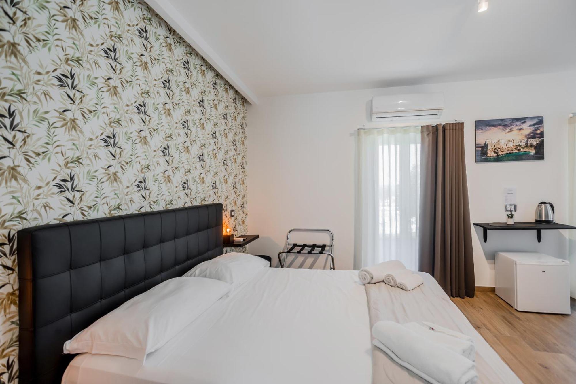 Pietramare Luxury Suites Μπάρι Εξωτερικό φωτογραφία