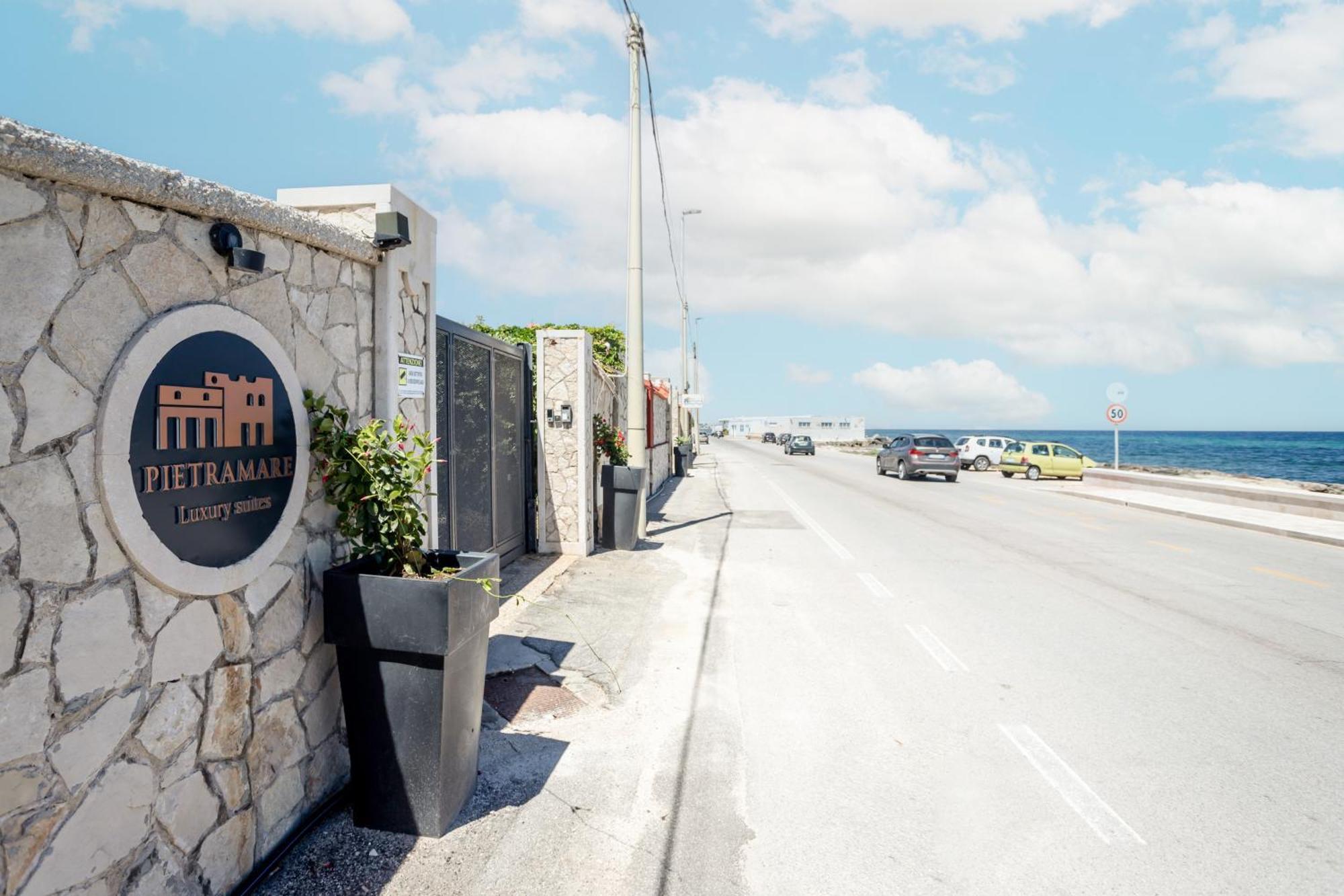 Pietramare Luxury Suites Μπάρι Εξωτερικό φωτογραφία