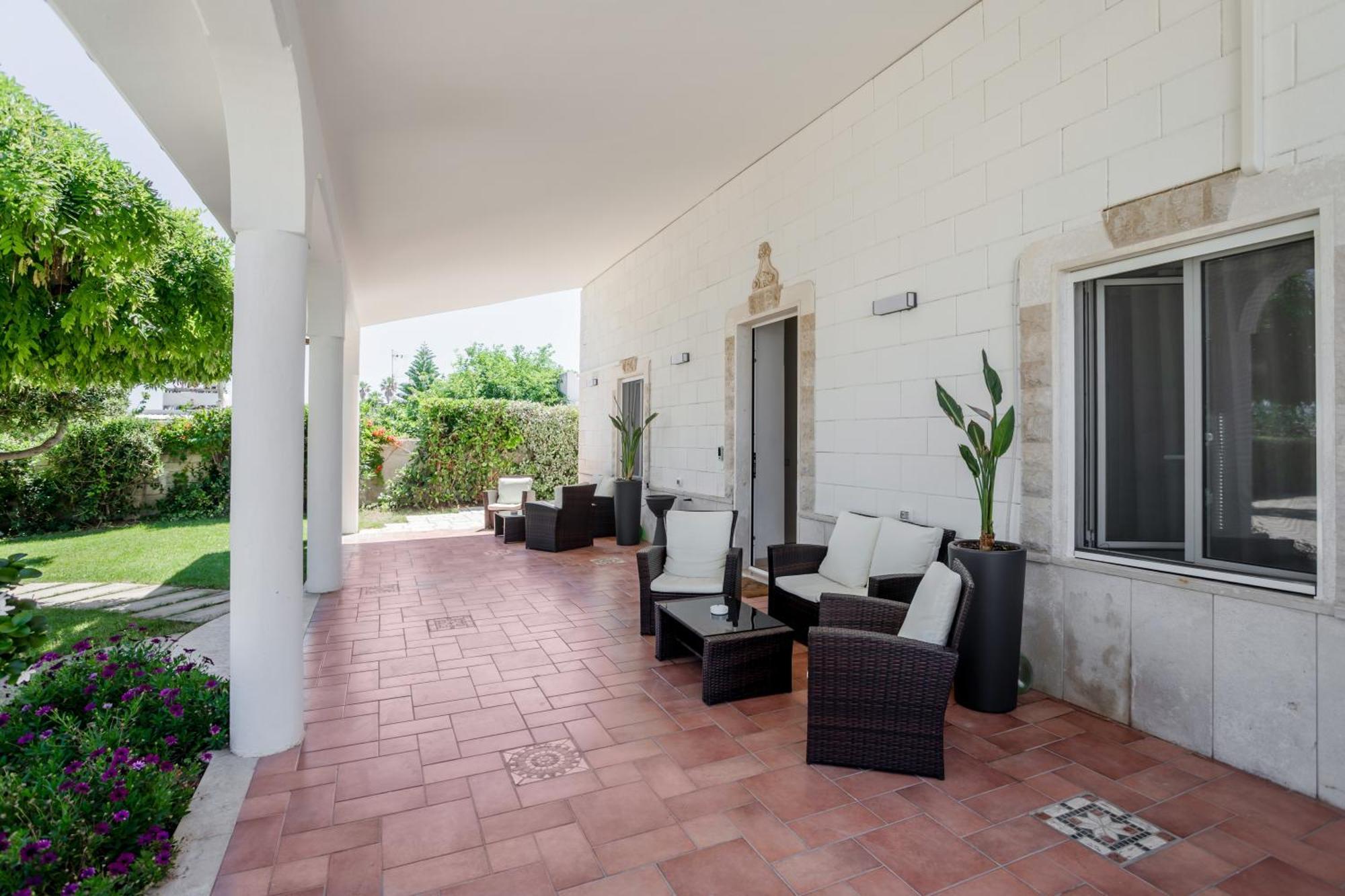 Pietramare Luxury Suites Μπάρι Εξωτερικό φωτογραφία