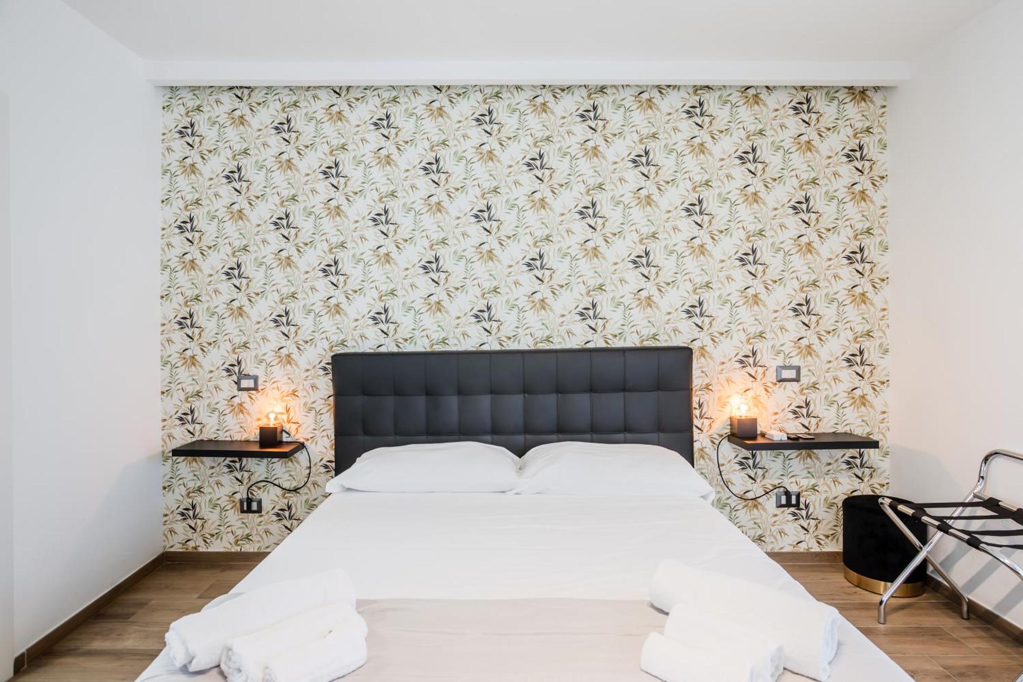 Pietramare Luxury Suites Μπάρι Εξωτερικό φωτογραφία