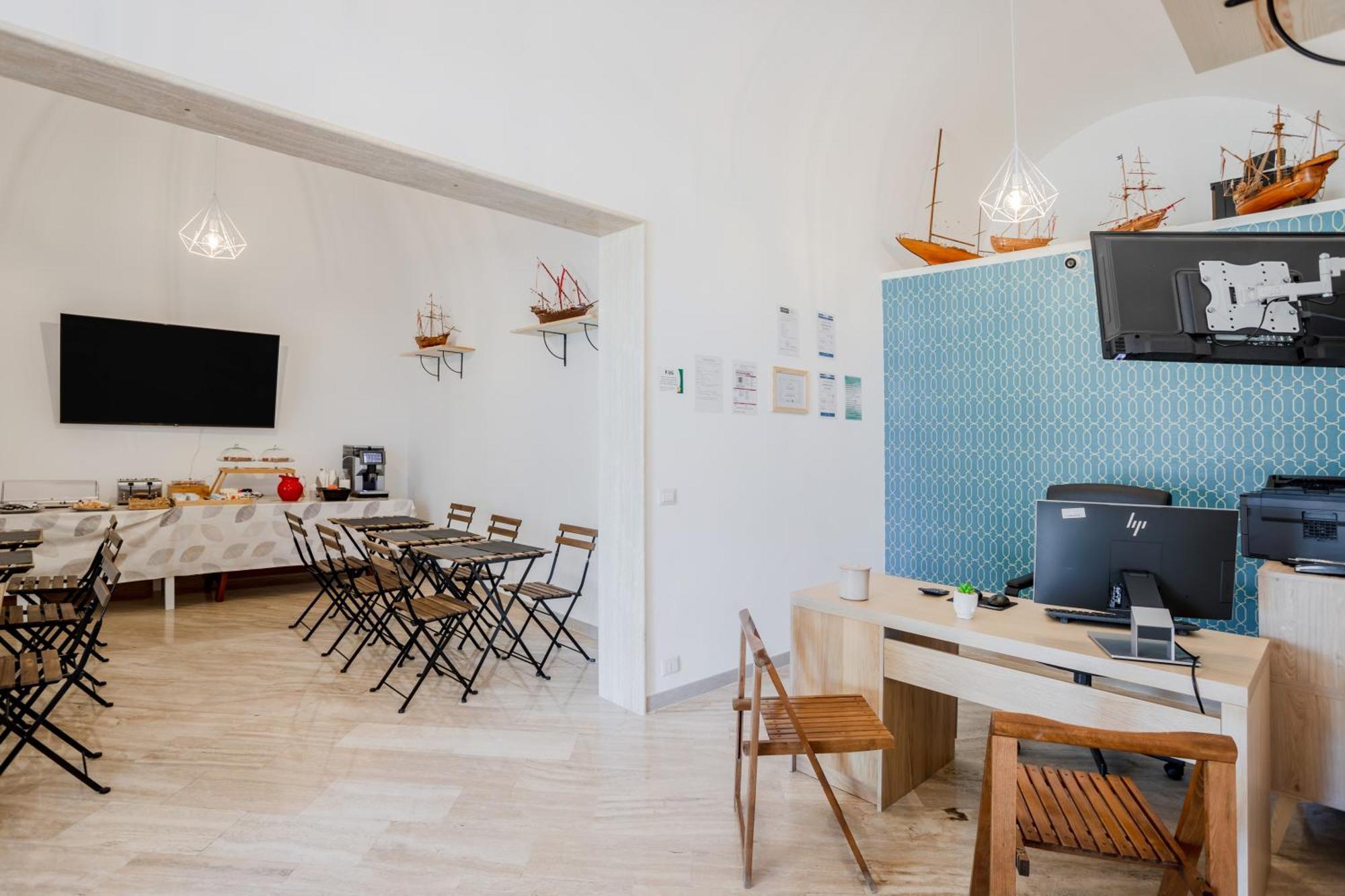 Pietramare Luxury Suites Μπάρι Εξωτερικό φωτογραφία