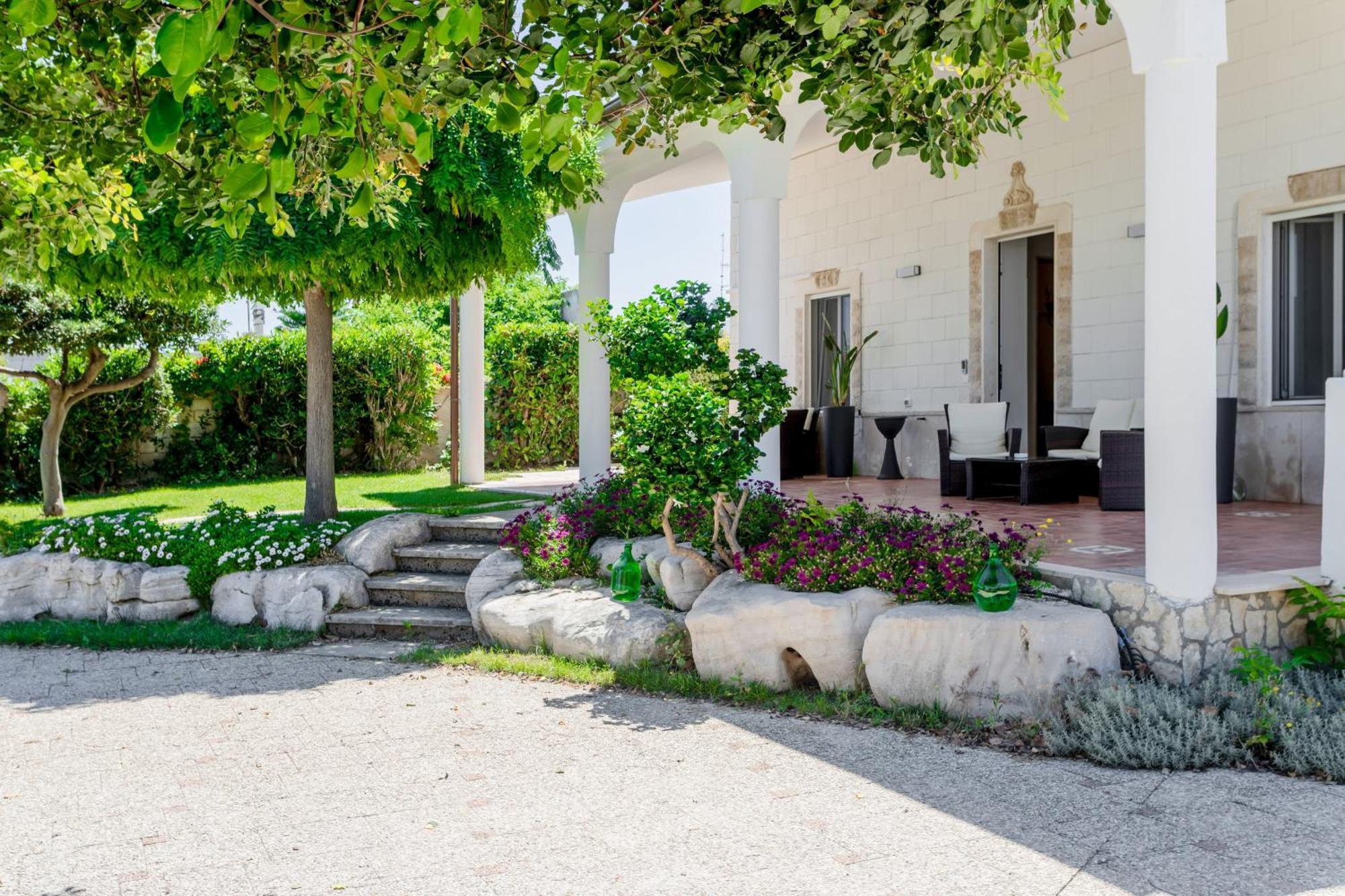 Pietramare Luxury Suites Μπάρι Εξωτερικό φωτογραφία